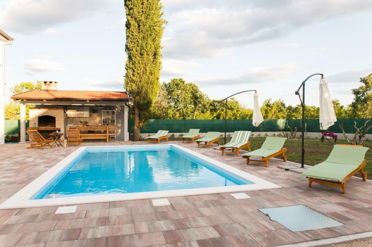 Villa Nava Benkovac Exterior photo